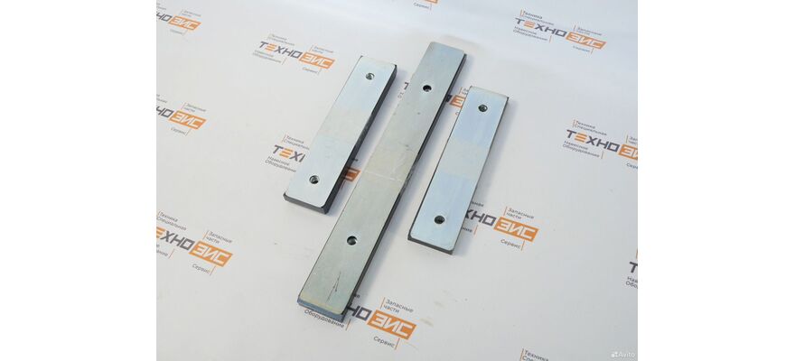 Плита скольжения стрелы BUILDER TL30S (комплект 3шт), изображение 3