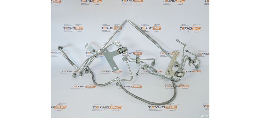 Трубки топливные YC6JZ125-T21 (комплект)