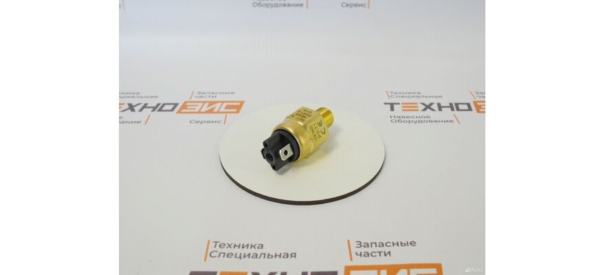 Датчик стоп сигнала XCMG LW300 (803604607), изображение 4