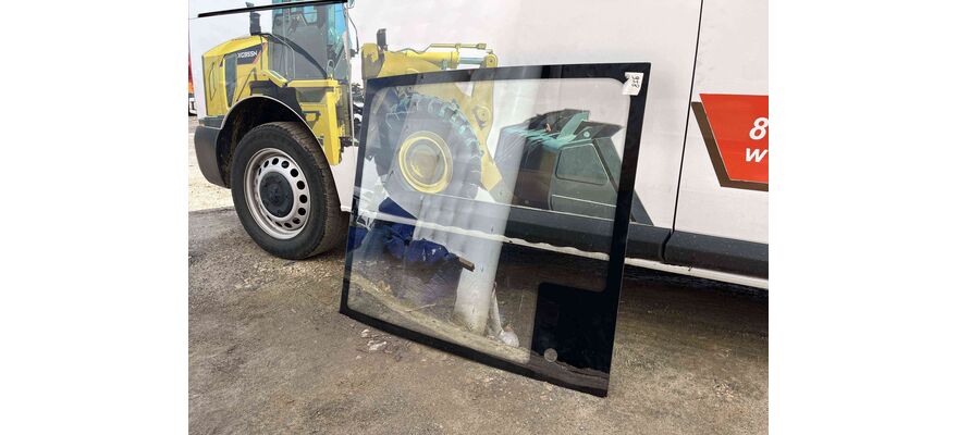 Стекло кабины SHANMON 388H (заднее верхнее) (Z062200010-1, B4610-45A030801)