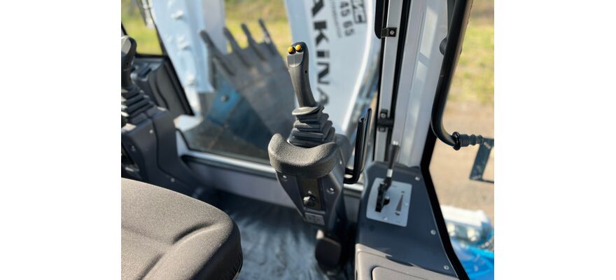 Экскаватор погрузчик Pi Makina Pi1022А, изображение 10