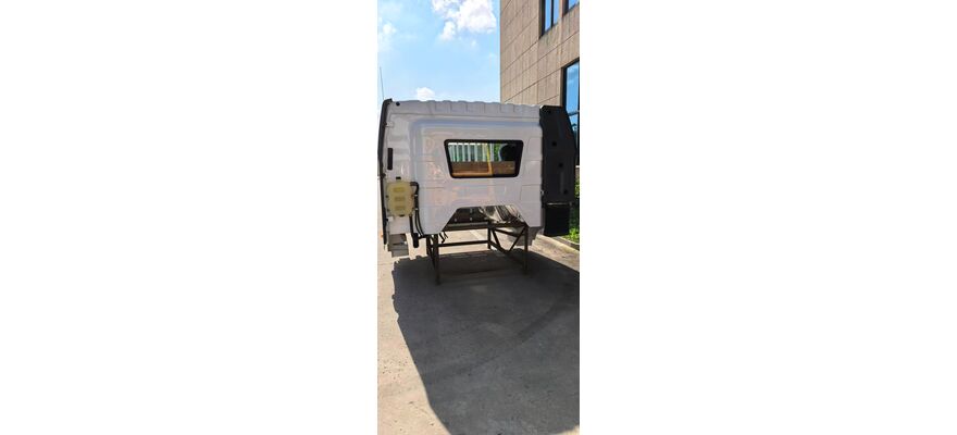 Кабина FAW J6 в сборе (первая комплектация), белая Евро-5 в сборе