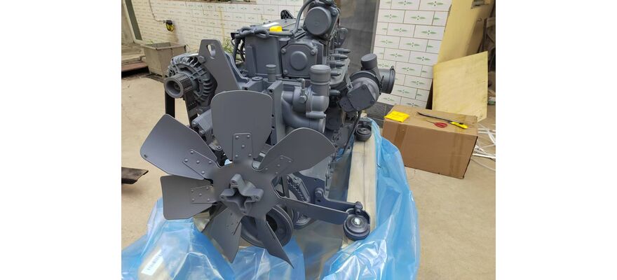 Дизельный двигатель DEUTZ TCD2013L062V (TCD 2013 L06 2V) в сборе, изображение 5