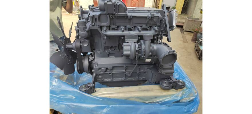 Дизельный двигатель DEUTZ TCD2013L062V (TCD 2013 L06 2V) в сборе, изображение 4